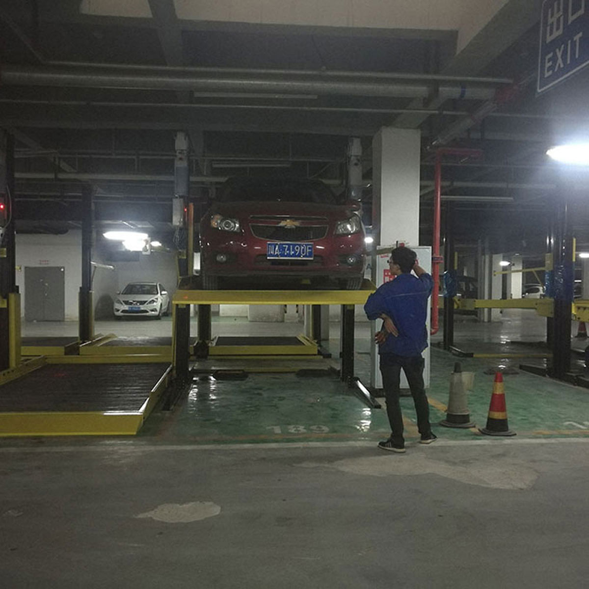 墨江停車設備租賃回收.jpg